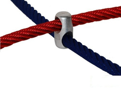 Connettore a croce in alluminio 16X