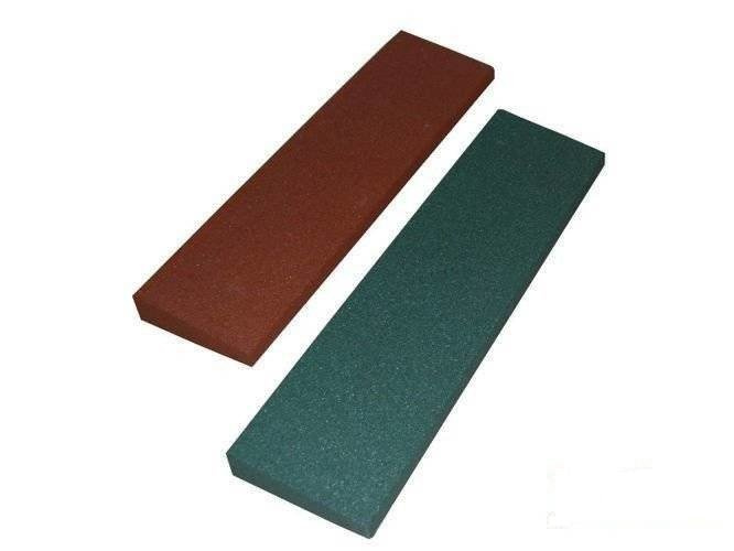 Angolo in gomma 60x16x4,5 cm